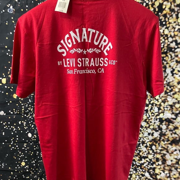 Levi’s tshirt - Picture 4 of 5